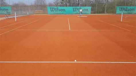 De Caro Volpe Tennisplatzbau